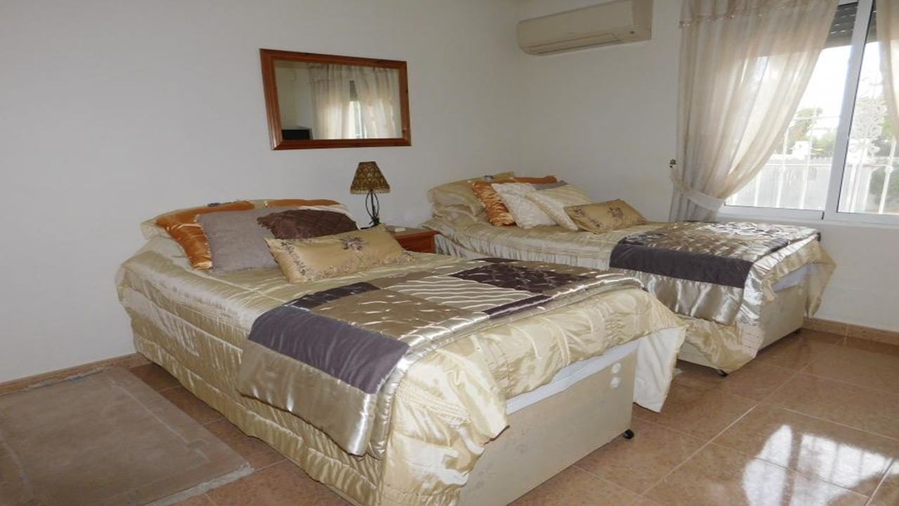 En venta Villa independiente, Catral, Alicante, Comunidad Valenciana, España
